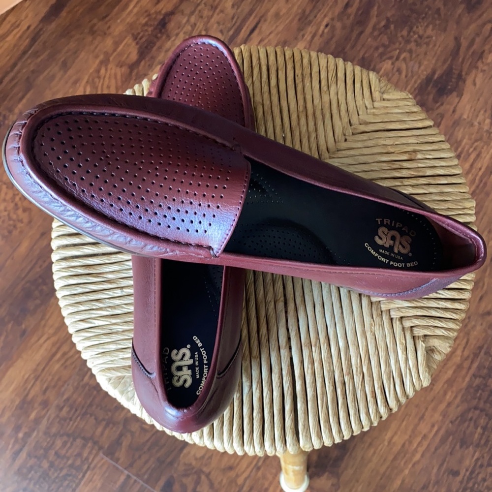 SAS SAVVY WINE LOAFER (NEW IN BOX)